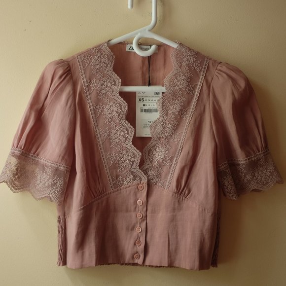 Zara Tops - NEW - Zara lace dusty pink blouse